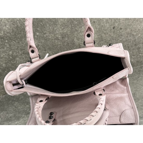 Balenciaga Le Cagole