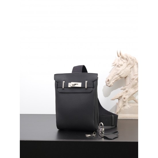 HERMÈS More