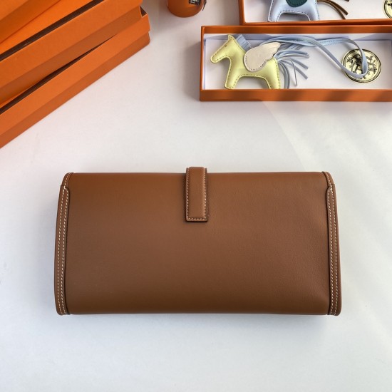 HERMÈS Clutchs