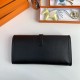 HERMÈS Clutchs