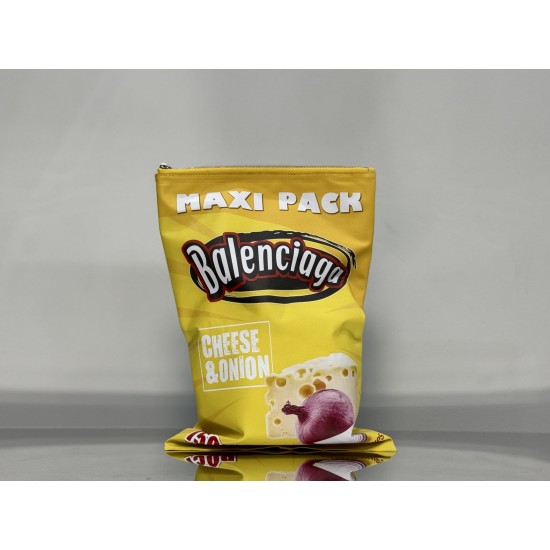 Balenciaga More ←