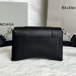 Balenciaga Downtown