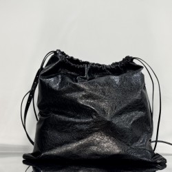 Balenciaga More ←