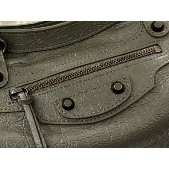Balenciaga Le Cagole