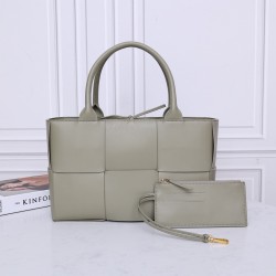 Bottega Veneta Tote