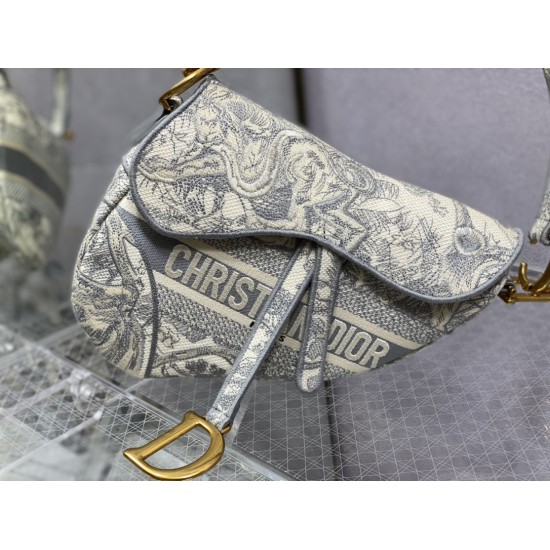 Dior Saddle