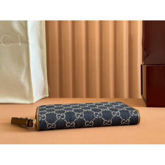 Gucci Wallet