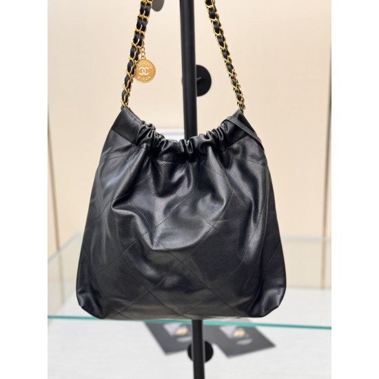 CHANEL 22 Bag
