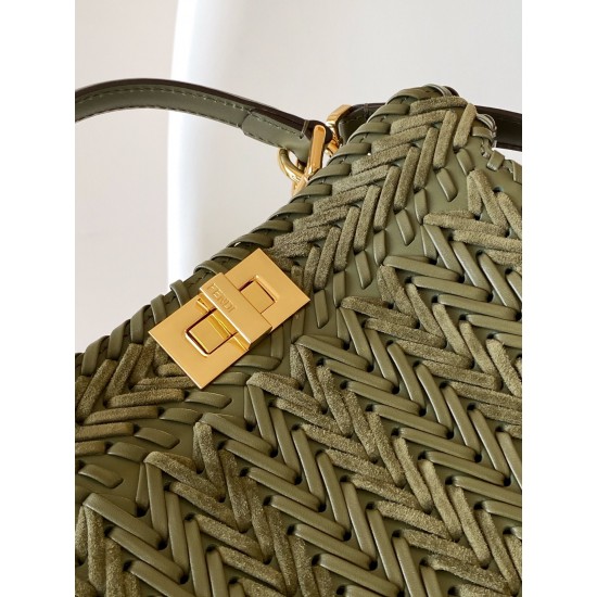FENDI Peekaboo