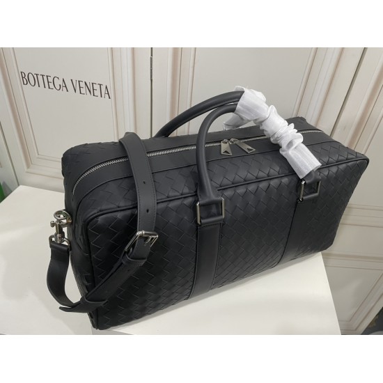 Bottega Veneta More