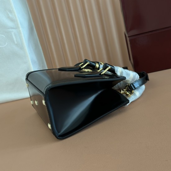 Gucci Diana