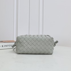 Bottega Veneta Loop