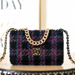 CHANEL WOC