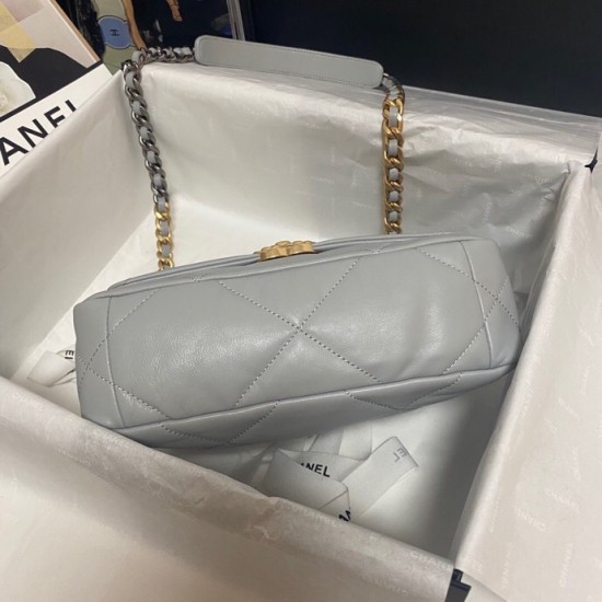 CHANEL 19 BAG