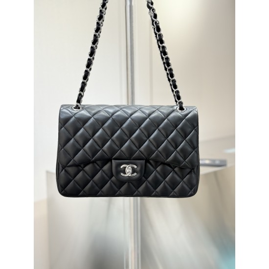 CHANEL FLAP BAG