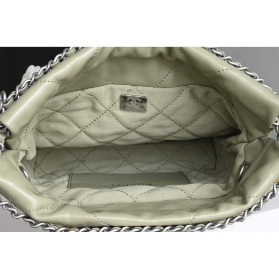 CHANEL 22 Bag
