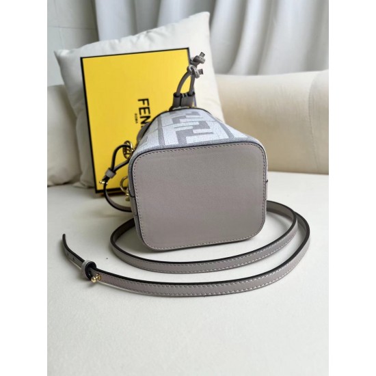 FENDI Bucket Bags