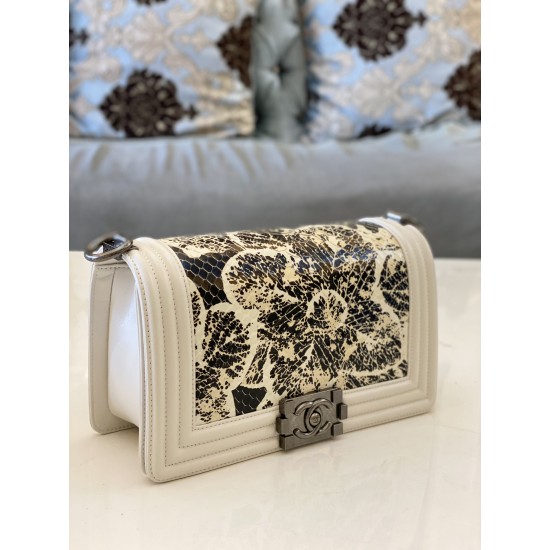 CHANEL BOY BAG