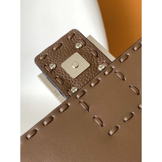FENDI Baguette