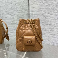 Dior Caro