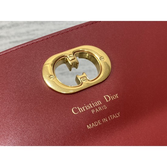 Dior Caro