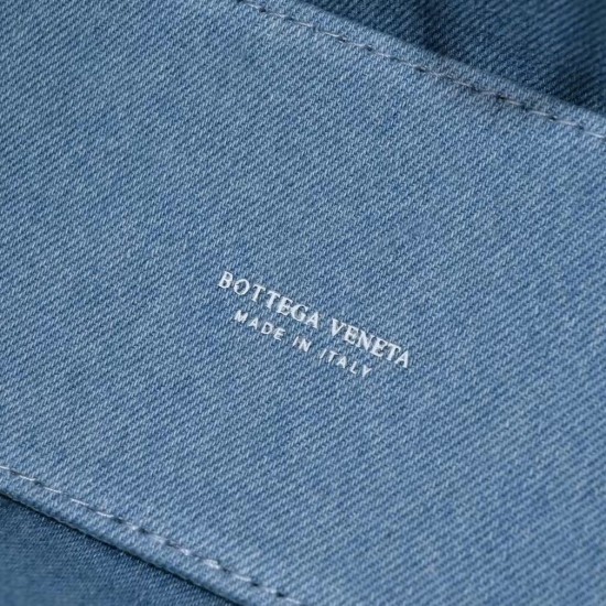 Bottega Veneta Tote