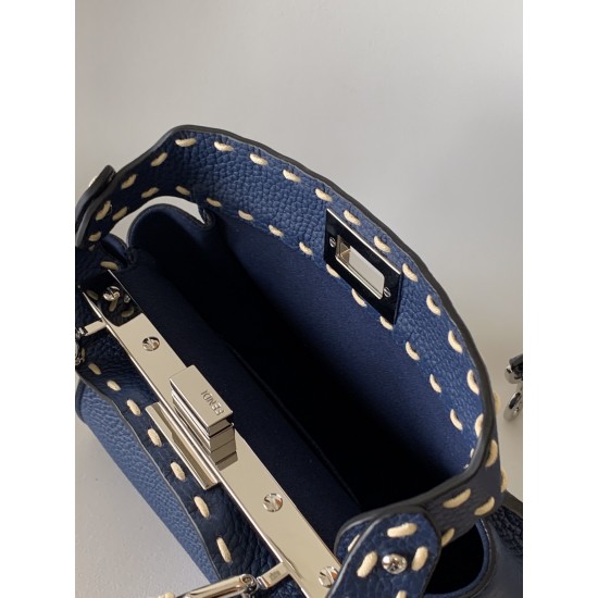 FENDI Peekaboo