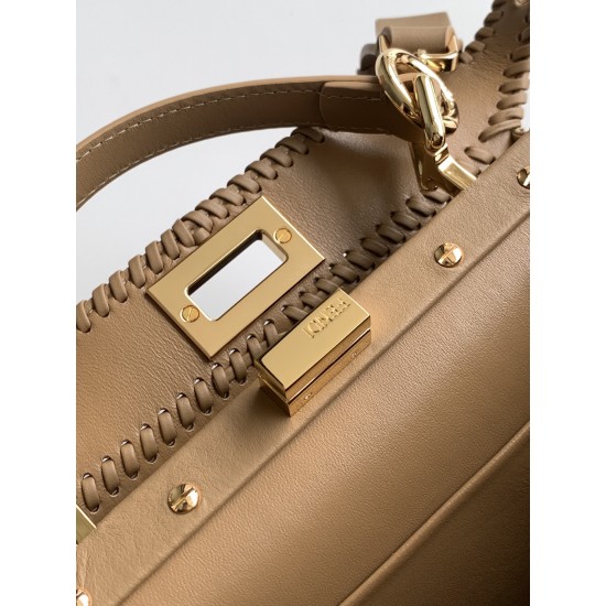 FENDI Peekaboo