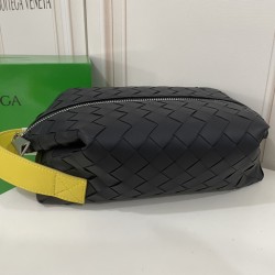 Bottega Veneta More