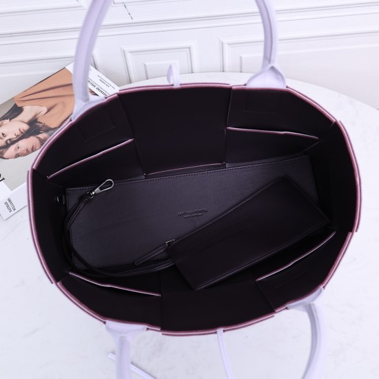 Bottega Veneta Tote