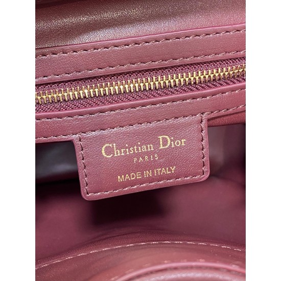 Dior Caro