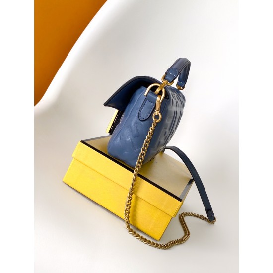 FENDI Baguette