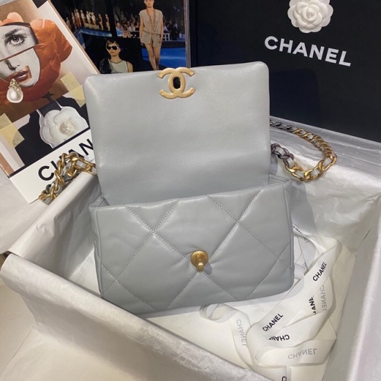CHANEL 19 BAG