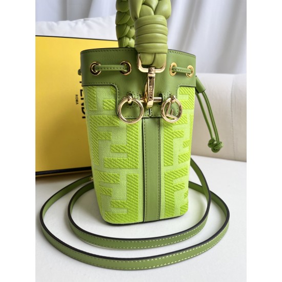 FENDI Bucket Bags