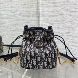 Dior Caro