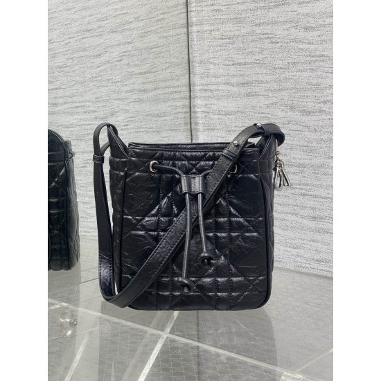 Dior Caro