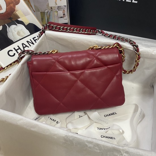 CHANEL 19 BAG