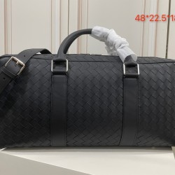 Bottega Veneta More