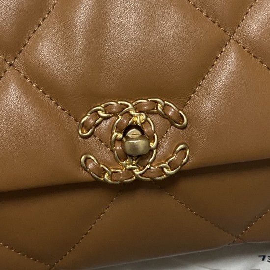 CHANEL 19 BAG