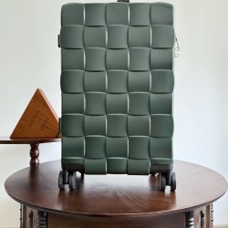 Bottega Veneta More