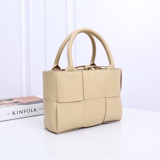 Bottega Veneta Tote