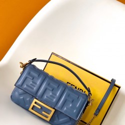FENDI Baguette