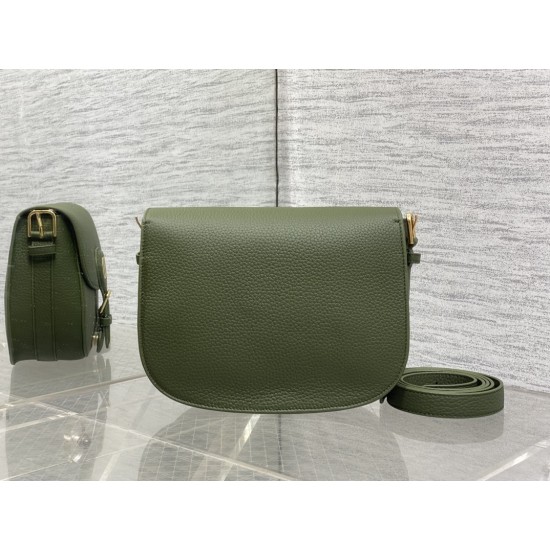Dior Bobby