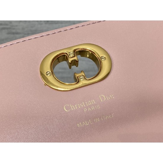 Dior Caro