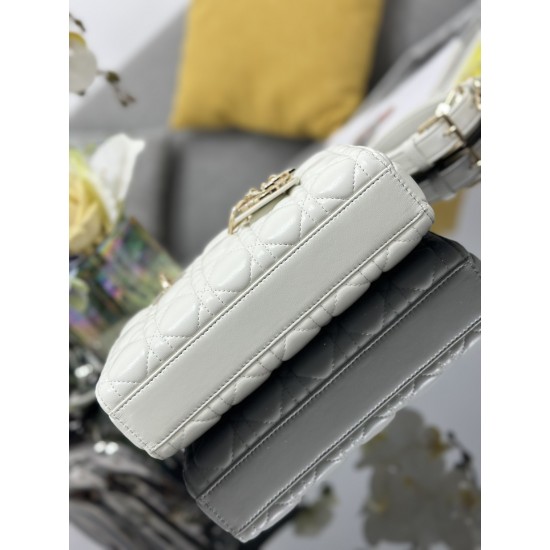Dior Lady D-Joy