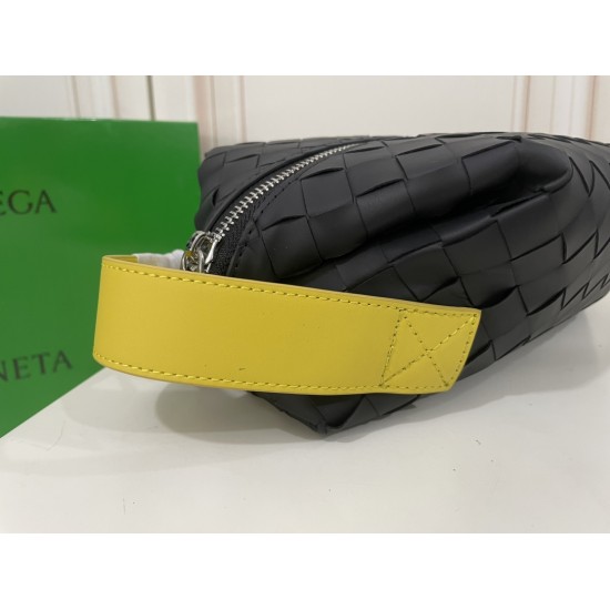 Bottega Veneta More
