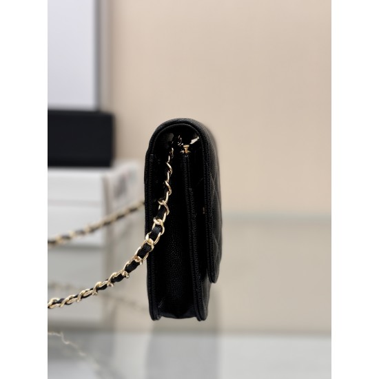 CHANEL WOC