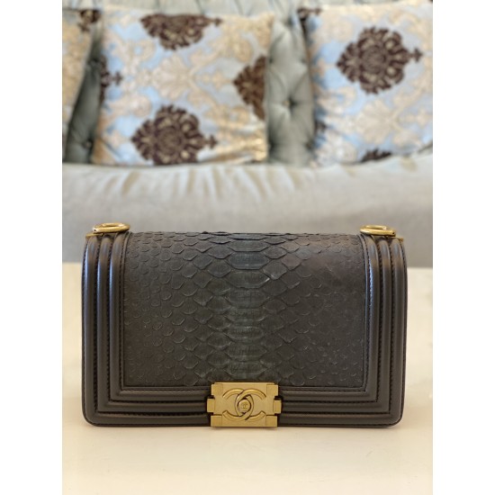 CHANEL BOY BAG