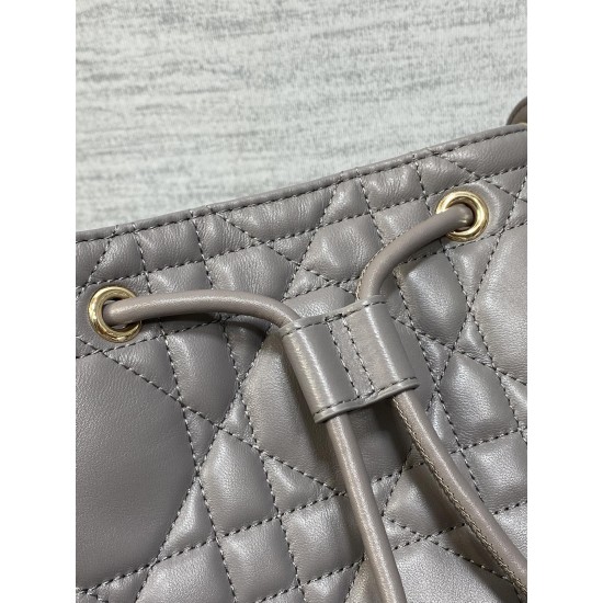 Dior Caro
