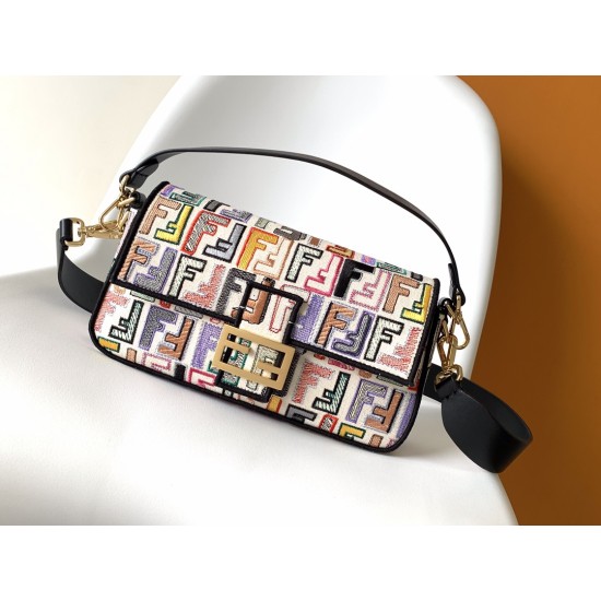 FENDI Baguette